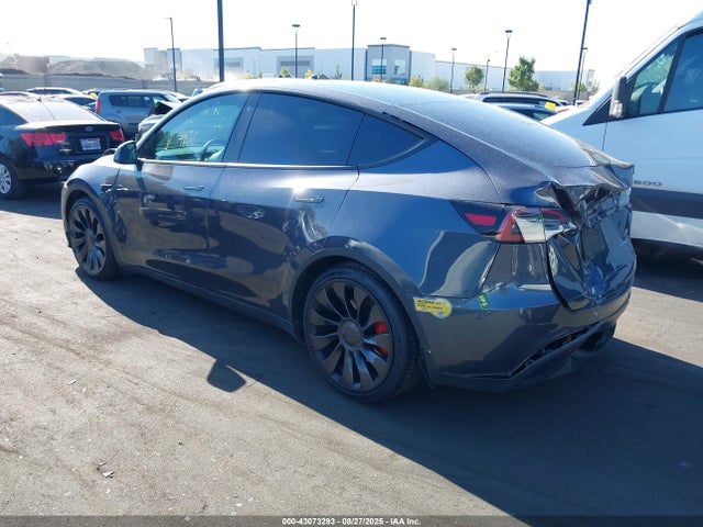2022 TESLA MODEL Y 7SAYGDEFXNF499324 Photo 2