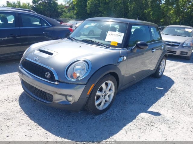 2009 MINI COOPER S WMWMF73539TX41039 Photo 1
