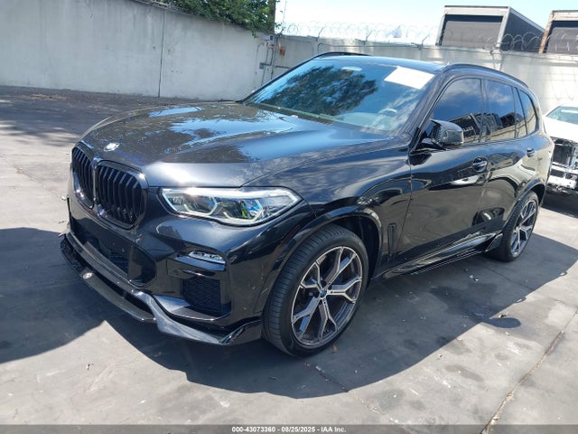 BMW X5 2021 5UXJU4C05M9E92183 Image 2