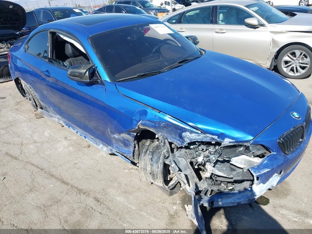WBA2G1C55HV638953 BMW M240i