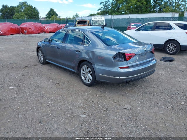 1VWBA7A38JC015592 Volkswagen tsi