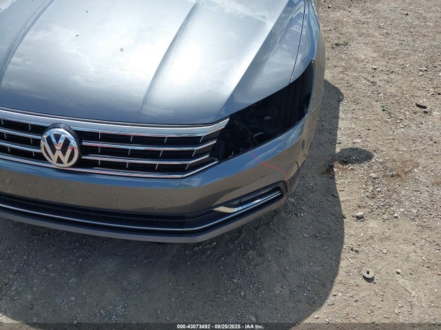 1VWBA7A38JC015592 Volkswagen tsi