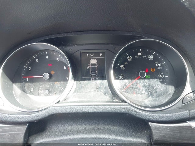 1VWBA7A38JC015592 Volkswagen tsi