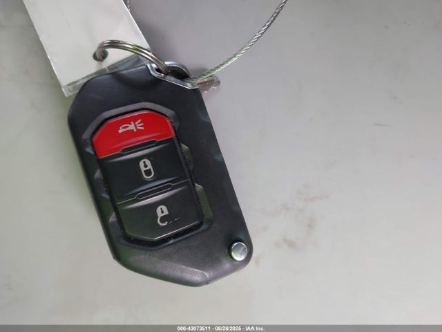 1C4HJXDN3MW563173 Jeep Wrangler