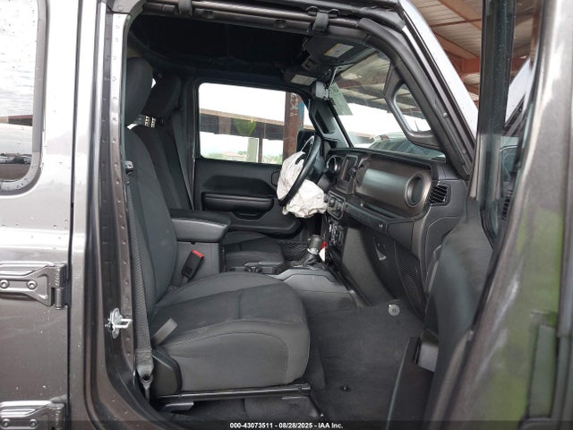 1C4HJXDN3MW563173 Jeep Wrangler
