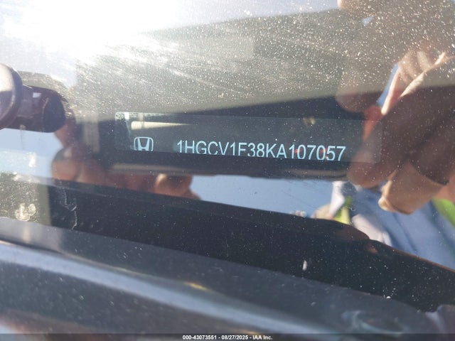 1HGCV1F38KA107057 Honda l15be