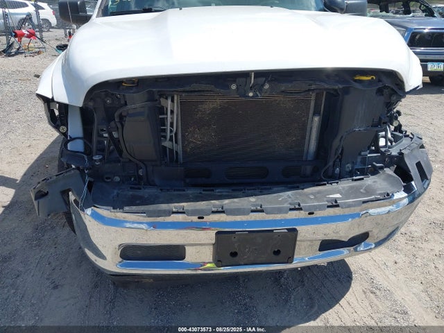 43073573 :رقم المزاد ، 1C6RR7XTXKS741227 vin ، 2019 Ram 1500 Classic Ssv  4x4 5'7 Box مزاد بيع