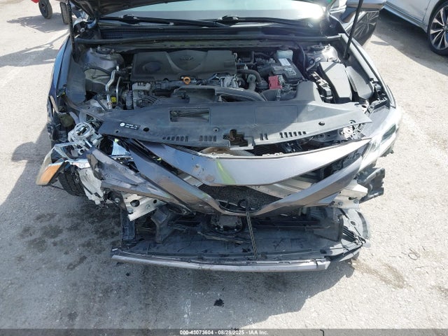 2019 Toyota Camry Le მანქანა იყიდება აუქციონზე, vin: 4T1B11HK2KU743963, აუქციონის ნომერი: 43073604