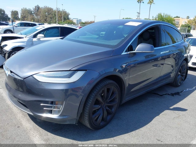 2020 TESLA MODEL X 5YJXCDE27LF237355 Photo 1