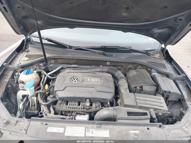 2015 Volkswagen Passat 1.8t Limited Edition მანქანა იყიდება აუქციონზე, vin: 1VWAT7A32FC120383, აუქციონის ნომერი: 43073754