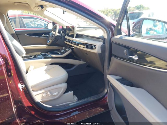 2023 LINCOLN NAUTILUS 2LMPJ6J94PBL17249 Photo 4