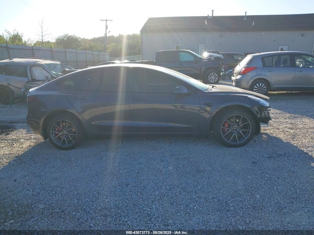 5YJ3E1EA6MF973137 Tesla MODEL 3