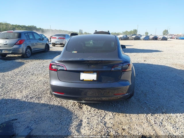 5YJ3E1EA6MF973137 Tesla MODEL 3