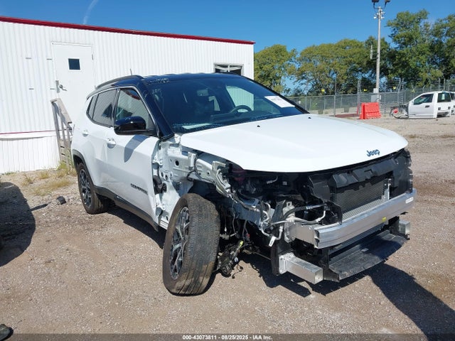 Aukcja sprzedaży 2025 Jeep Compass Limited 4x4, vin: 3C4NJDCN5ST552388, numer aukcji: 43073811