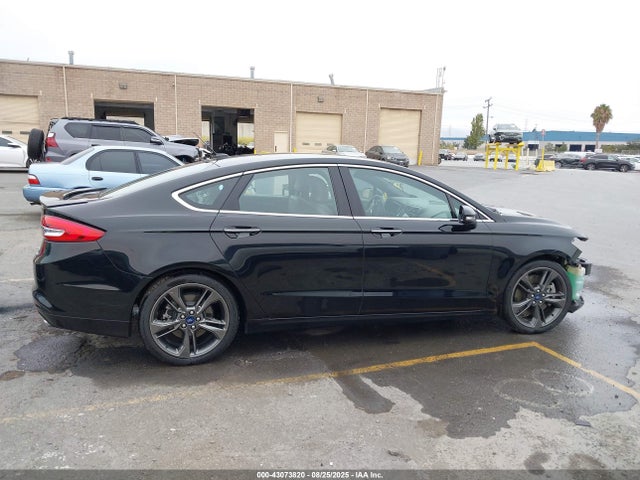 3FA6P0VP8HR368469 Ford Fusion