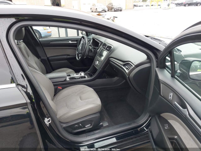 3FA6P0VP8HR368469 Ford Fusion