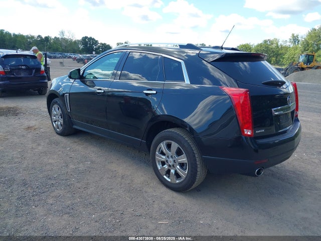 2016 CADILLAC SRX 3GYFNBE31GS551920 Photo 2