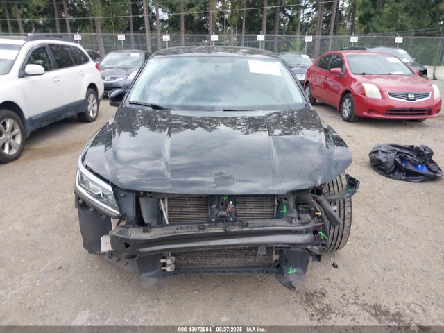 1VWBA7A32JC032517 Volkswagen tsi
