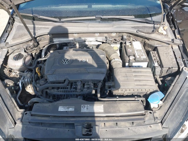 3VWC17AU8FM510460 Volkswagen 2015