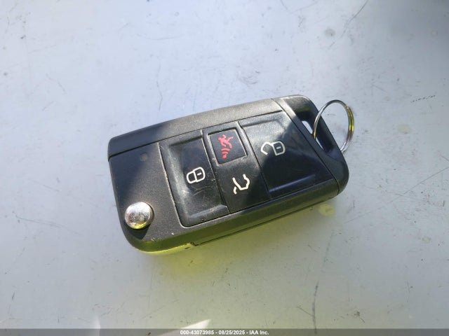 3VWC17AU8FM510460 Volkswagen 2015