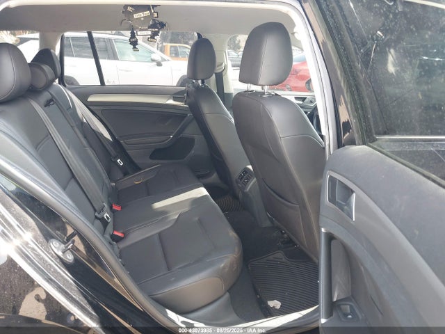 3VWC17AU8FM510460 Volkswagen 2015
