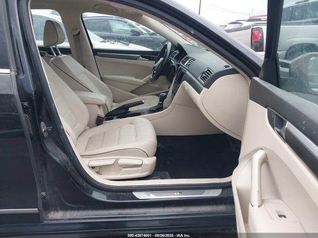 1VWDT7A30HC048177 Volkswagen tsi