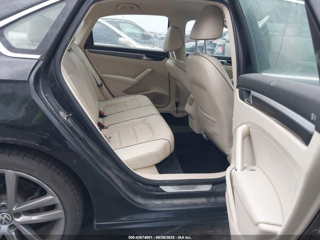 1VWDT7A30HC048177 Volkswagen tsi