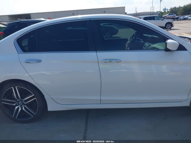 1HGCR2F59HA026847 Honda k24w1