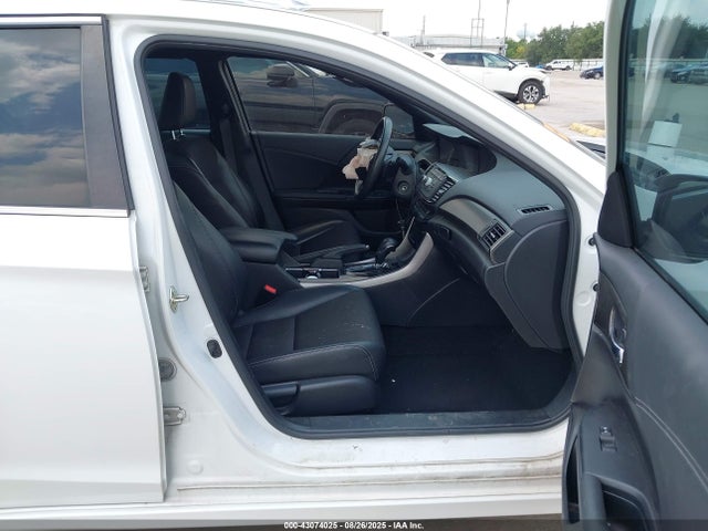 1HGCR2F59HA026847 Honda k24w1