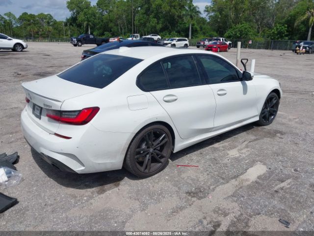 2022 BMW 330I 3MW5R1J09N8C29531 Photo 3