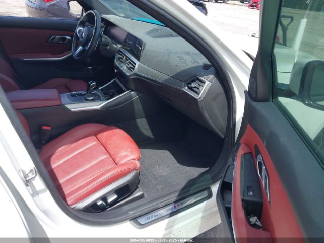 2022 BMW 330I 3MW5R1J09N8C29531 Photo 4