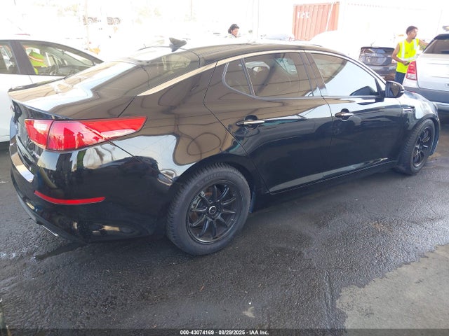 43074169 :رقم المزاد ، 5XXGN4A78FG393952 vin ، 2015 Kia Optima Ex مزاد بيع
