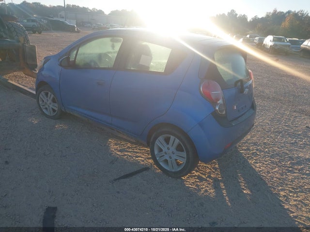 Chevrolet ll0 2014 KL8CB6S96EC466486 Image 3