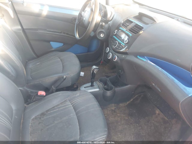 Chevrolet ll0 2014 KL8CB6S96EC466486 Image 5
