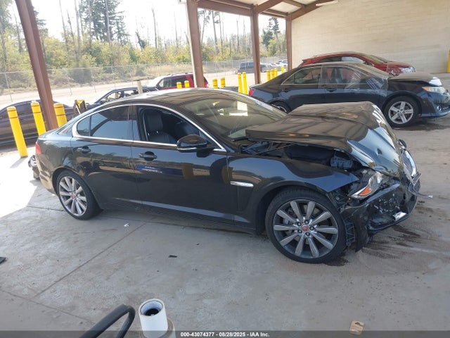 SAJWJ0EF9E8U28437 Jaguar s/c ulev