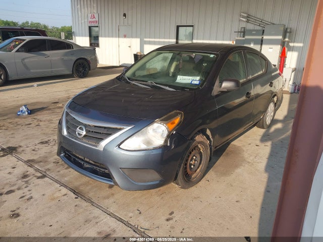 3N1CN7AP8FL832039 Nissan 2015