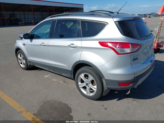 1FMCU9G94FUB84723 Ford 2015