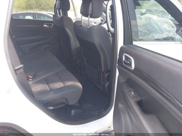 Jeep Grand Cherokee Laredo E 4x4 2019 1C4RJFAG7KC849143 Image 8
