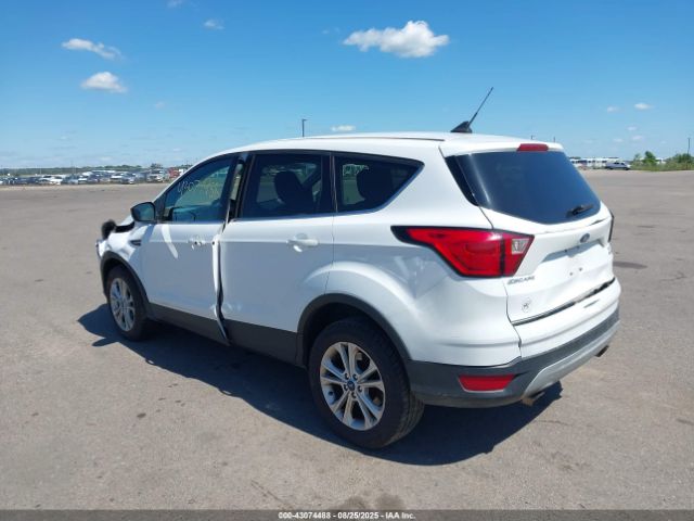 2019 FORD ESCAPE 1FMCU9GD3KUB04410 Photo 2