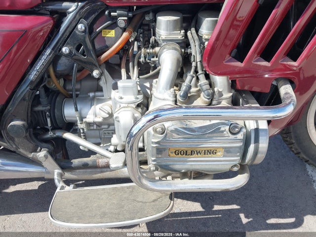 1982 HONDA GL1100 1HFSC0209CA205155 Photo 7