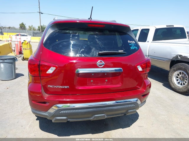 Nissan Pathfinder 2018 5N1DR2MN9JC650966 Image 16