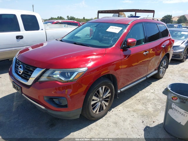 Nissan Pathfinder 2018 5N1DR2MN9JC650966 Image 2