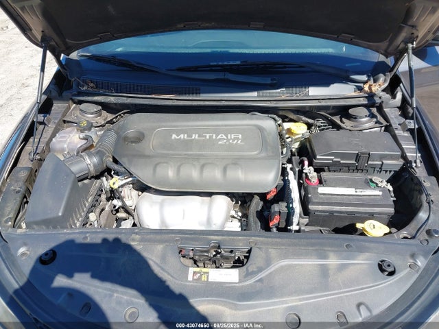 Chrysler 2015 2015 1C3CCCBB9FN673700 Image 10