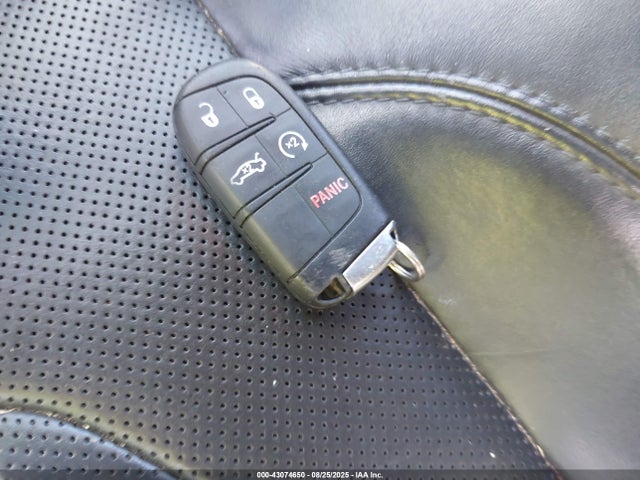 Chrysler 2015 2015 1C3CCCBB9FN673700 Image 11