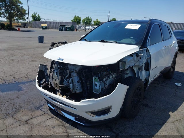 Jeep 2018 2018 3C4NJDCB7JT290510 Image 6