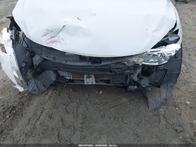 3N1AB7APXFY231377 Nissan 2015