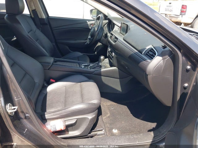 JM1GJ1V5XG1468313 Mazda py