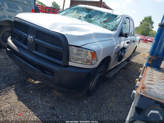 RAM 2017 2017 3C63R3CL5HG556524 Image 2