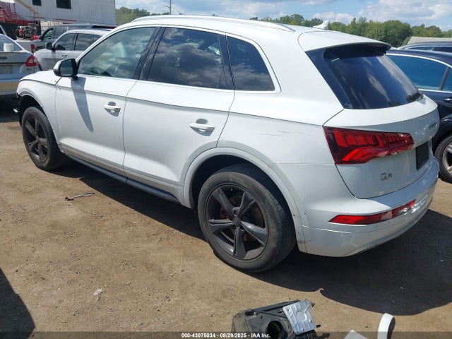 2020 AUDI Q5 WA1BNAFYXL2071318 Photo 2