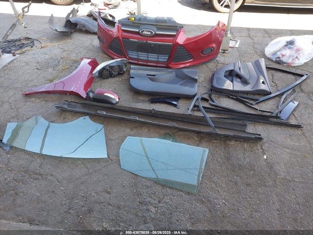 1FADP3K25EL281494 Ford Focus